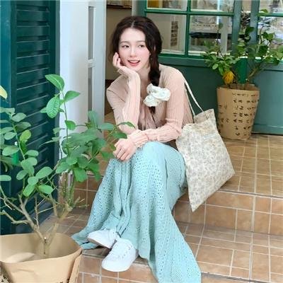 在无爱之森呐喊:深入密林